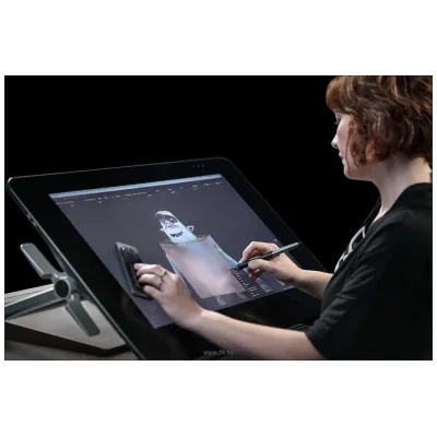 WACOM Wacom Cintiq 27QHD (DTK-2700)